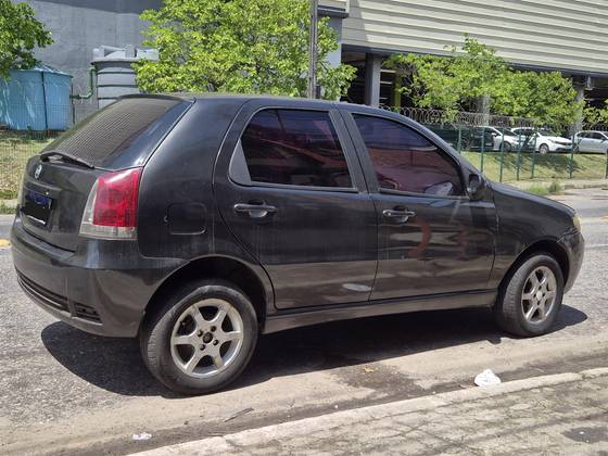 FIAT PALIO 1.0 MPI FIRE CELEBRATION 8V FLEX 4P MANUAL